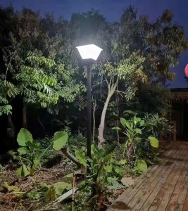 solar garden lights